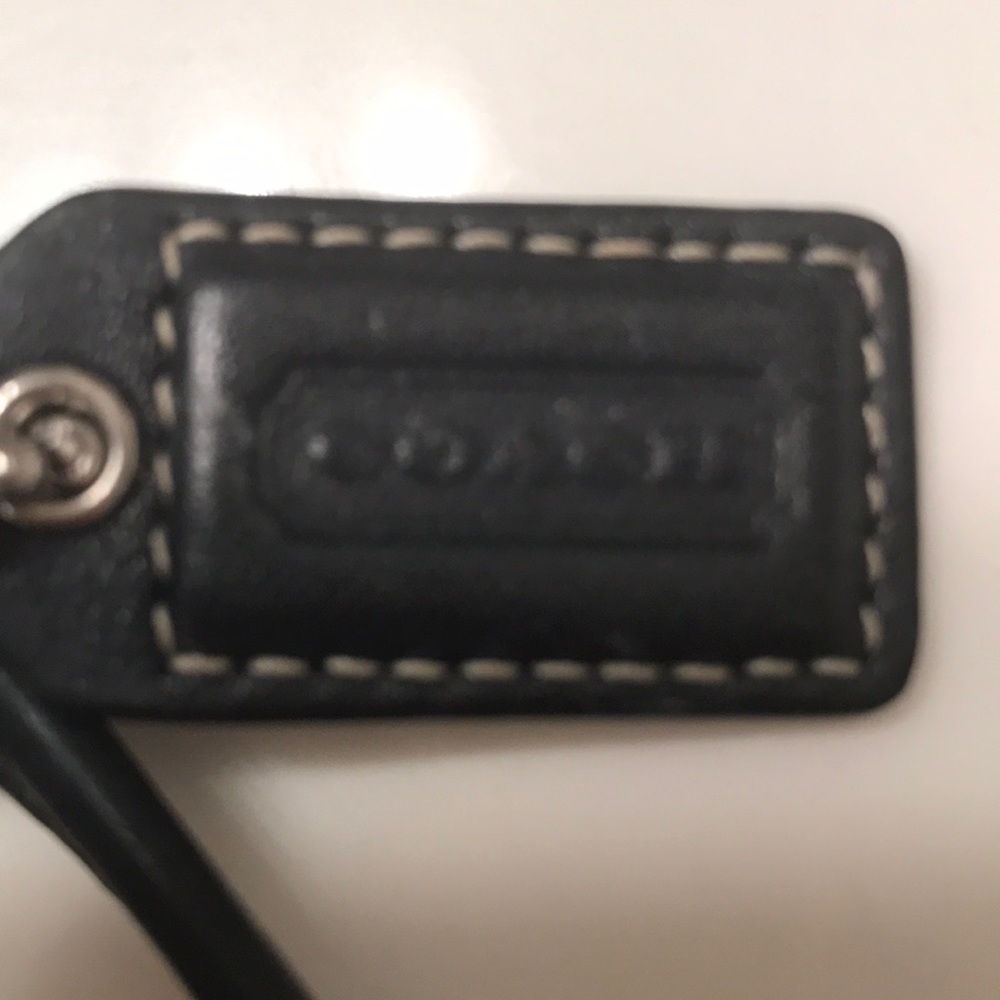 Authentic Coach wristlet in black! - Picture 2 of 4